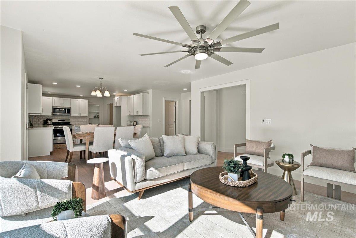 10115 W Aguila Ct, Star, Idaho 83669, 3 Bedrooms, 3 Bathrooms, Residential For Sale, Price $525,000, 99003845