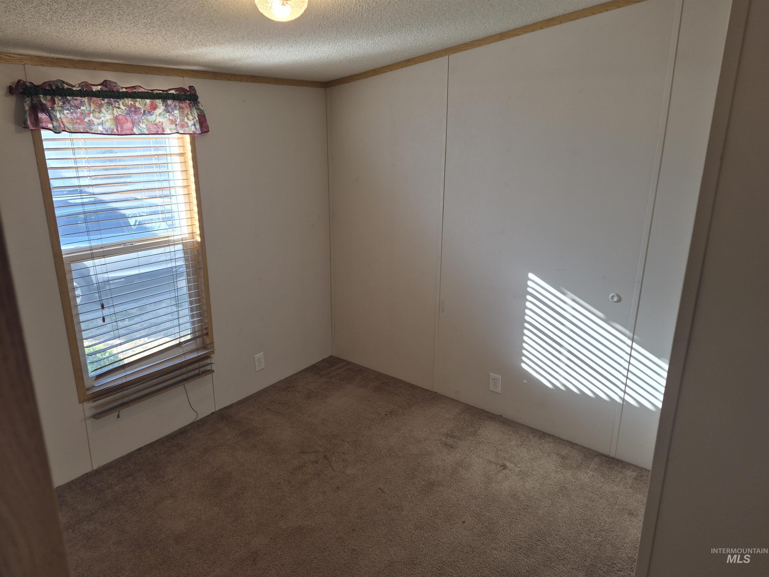 951 W Avalon St, Kuna, Idaho 83634, 3 Bedrooms, 2 Bathrooms, Residential For Sale, Price $99,500,MLS 99003848