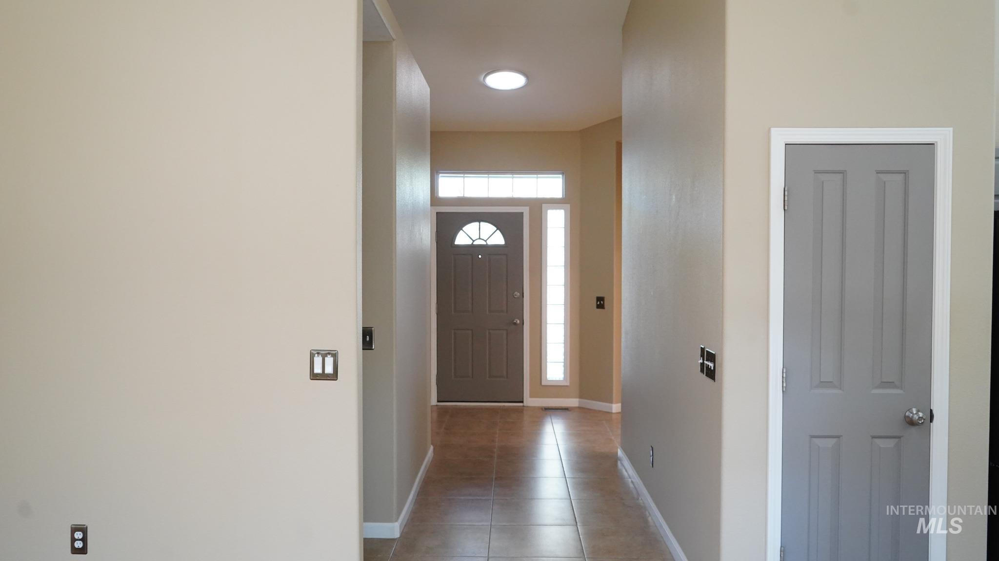 6032 N Cobbler Ln, Garden City, Idaho 83703, 3 Bedrooms, 2 Bathrooms, Residential For Sale, Price $499,900, 99003849