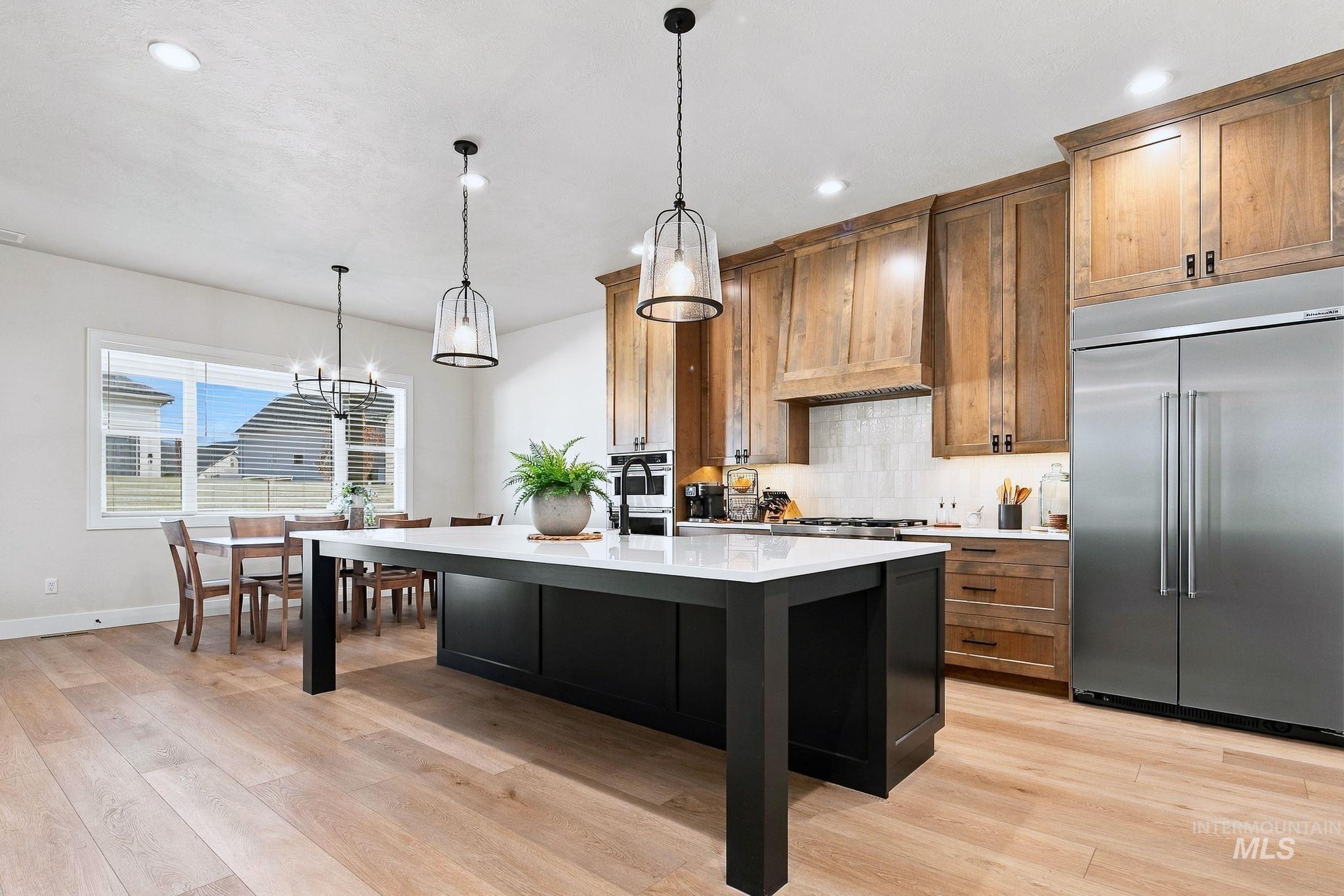 7492 E Newcastle Dr, Nampa, Idaho 83687, 3 Bedrooms, 2.5 Bathrooms, Residential For Sale, Price $975,000, 99003850