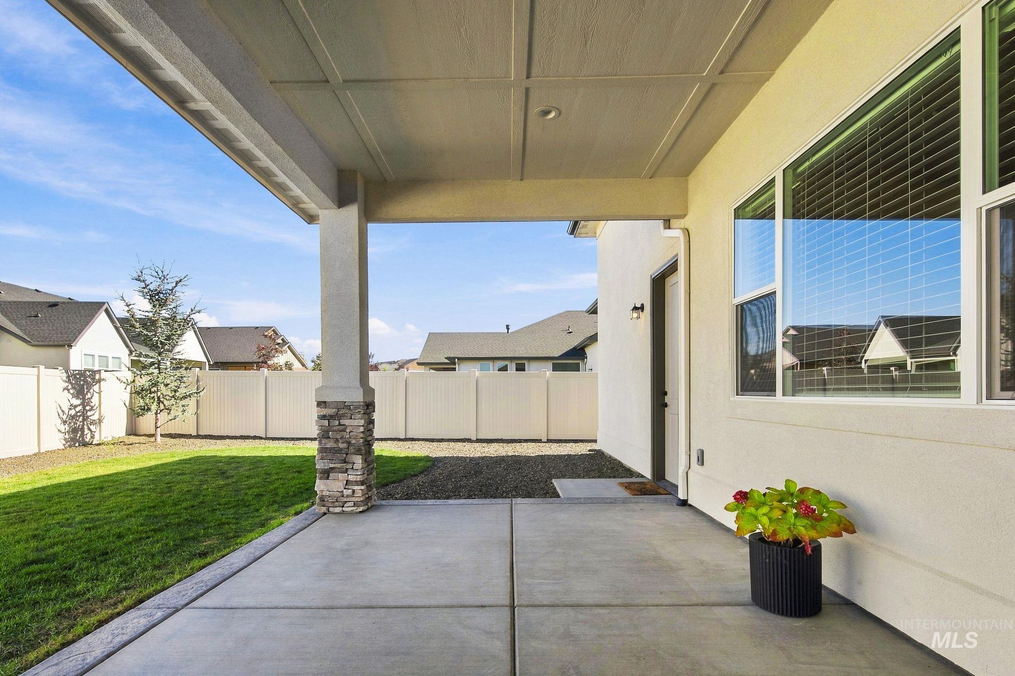 7492 E Newcastle Dr, Nampa, Idaho 83687, 3 Bedrooms, 2.5 Bathrooms, Residential For Sale, Price $975,000, 99003850