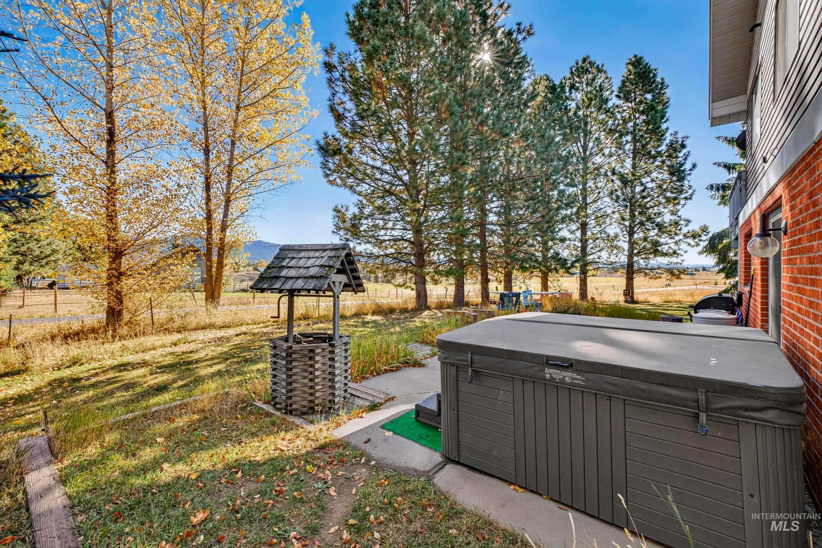 43 Johnson Ln., McCall, Idaho 83638, 4 Bedrooms, 2 Bathrooms, Residential For Sale, Price $899,000, 99003854