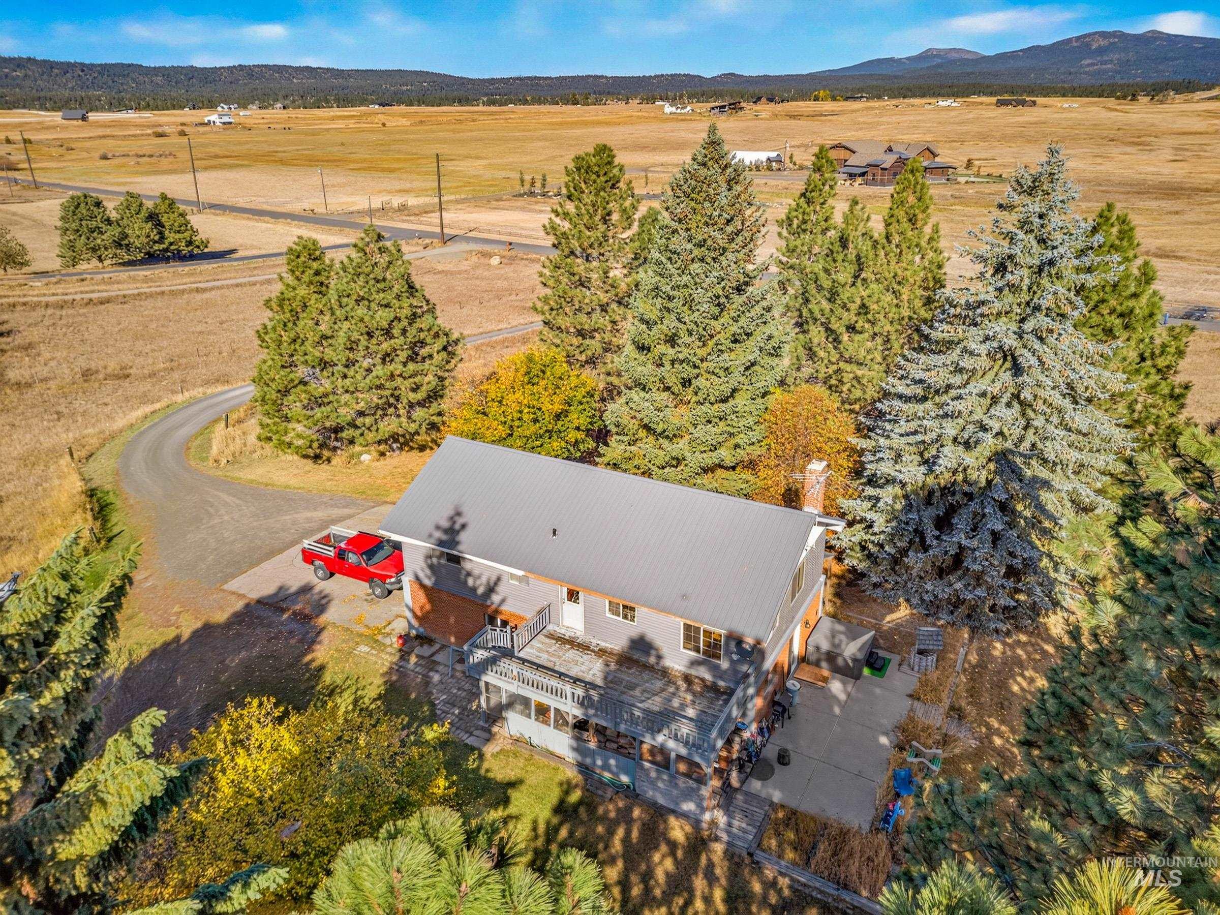 43 Johnson Ln., McCall, Idaho 83638, 4 Bedrooms, 2 Bathrooms, Residential For Sale, Price $899,000, 99003854