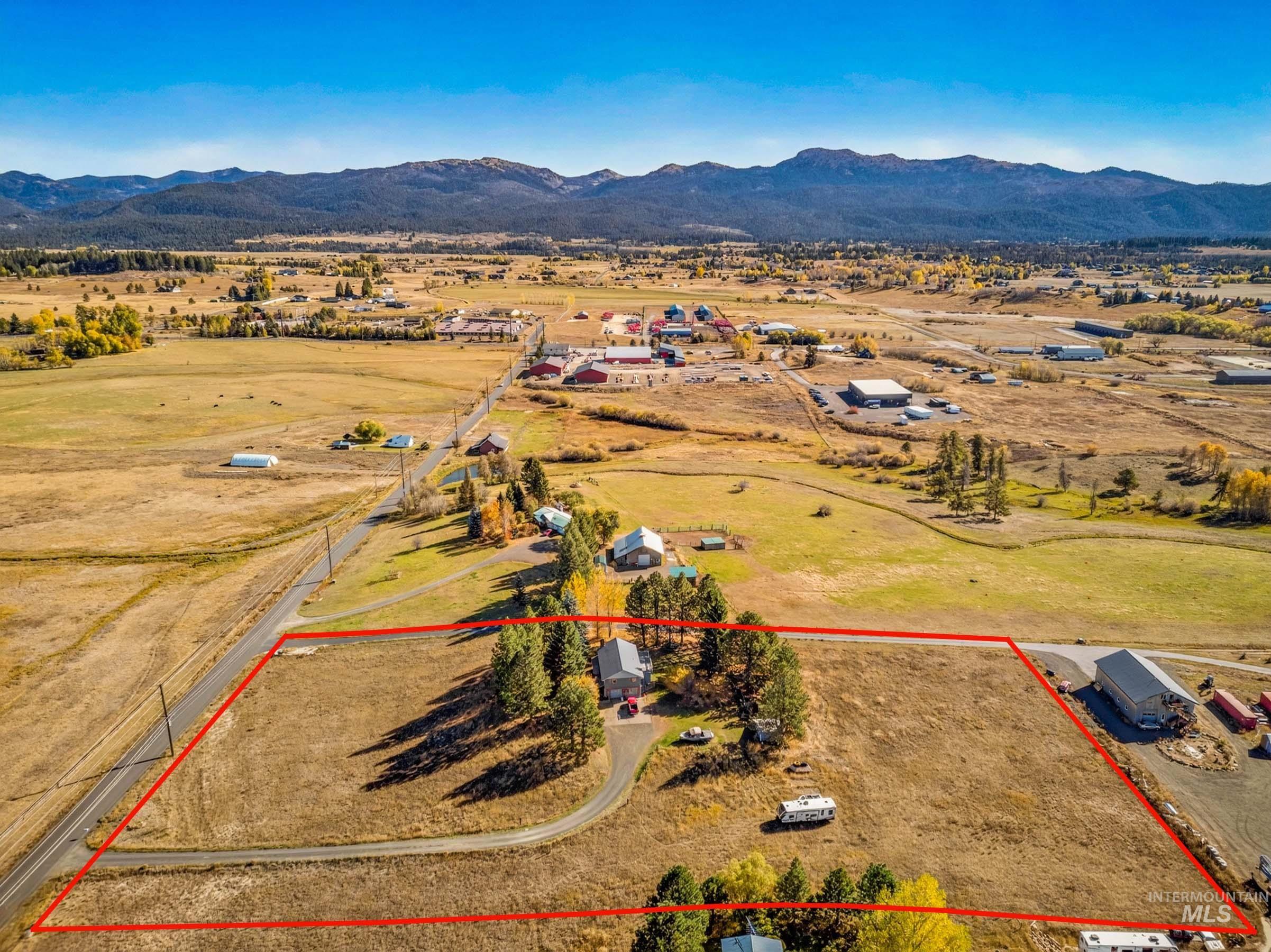 43 Johnson Ln., McCall, Idaho 83638, 4 Bedrooms, 2 Bathrooms, Residential For Sale, Price $899,000, 99003854