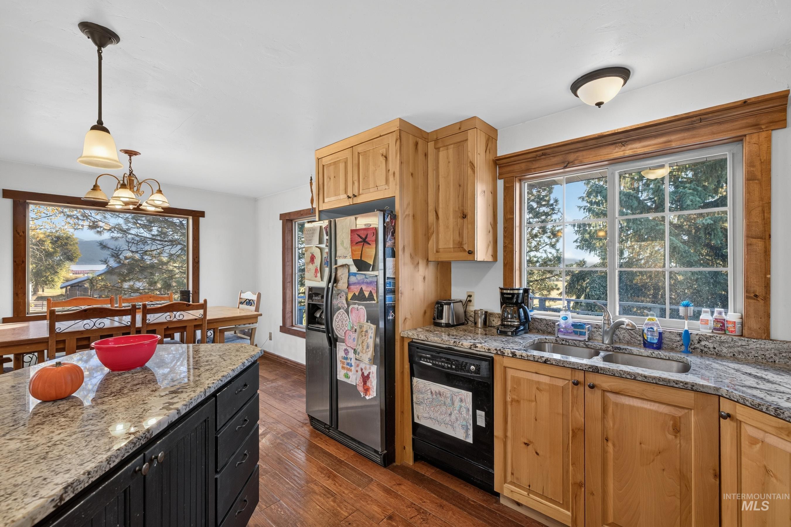 43 Johnson Ln., McCall, Idaho 83638, 4 Bedrooms, 2 Bathrooms, Residential For Sale, Price $899,000, 99003854