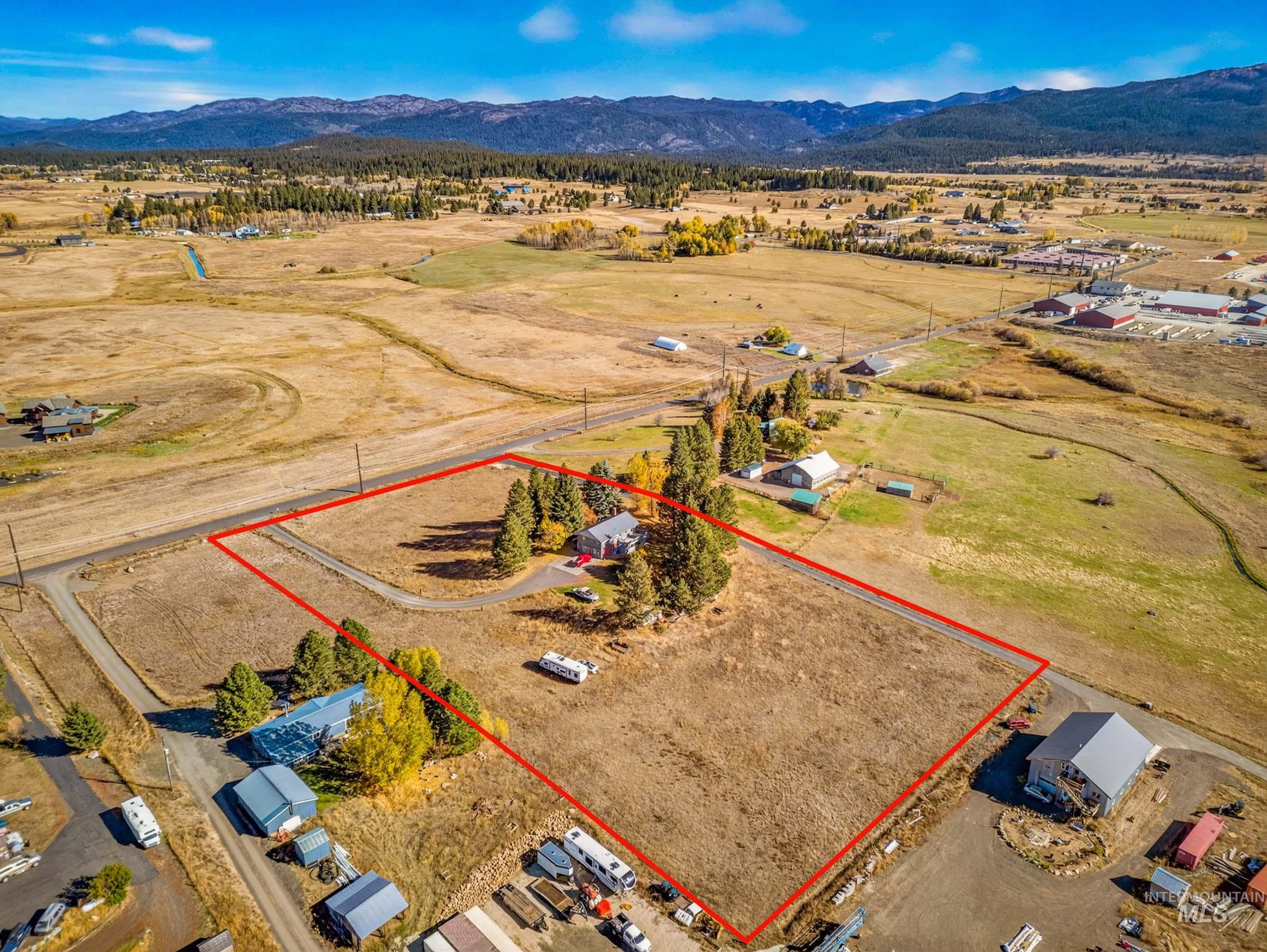 43 Johnson Ln., McCall, Idaho 83638, 4 Bedrooms, 2 Bathrooms, Residential For Sale, Price $899,000, 99003854
