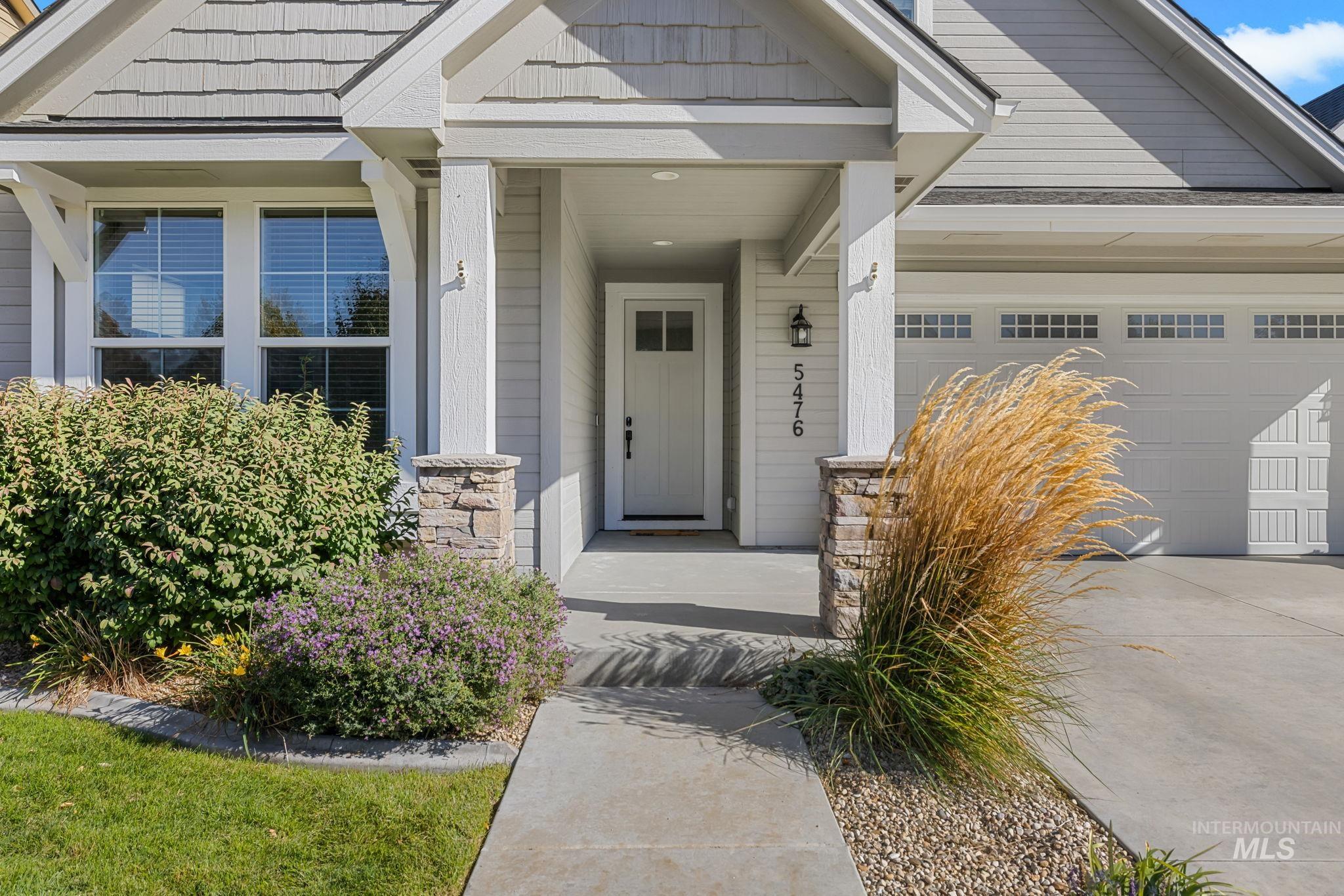 5476 S Pinland Ave, Meridian, Idaho 83642, 4 Bedrooms, 3 Bathrooms, Residential For Sale, Price $849,900, 99003855