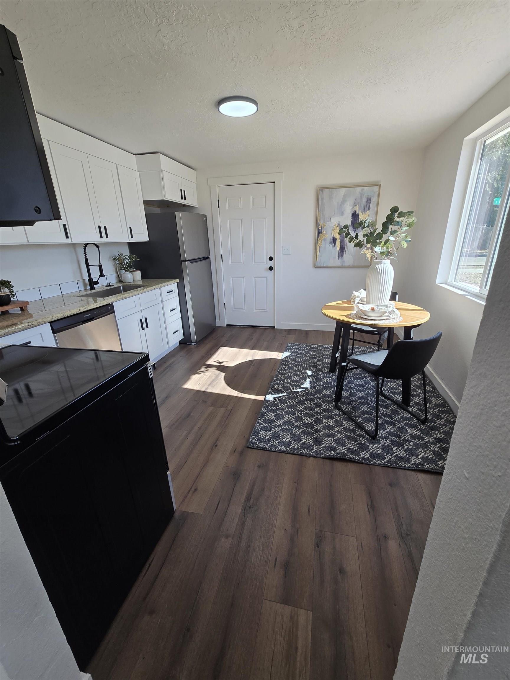 7770 W Bobran St, Boise, Idaho 83709, 2 Bedrooms, 1 Bathroom, Residential For Sale, Price $350,000,MLS 99003858