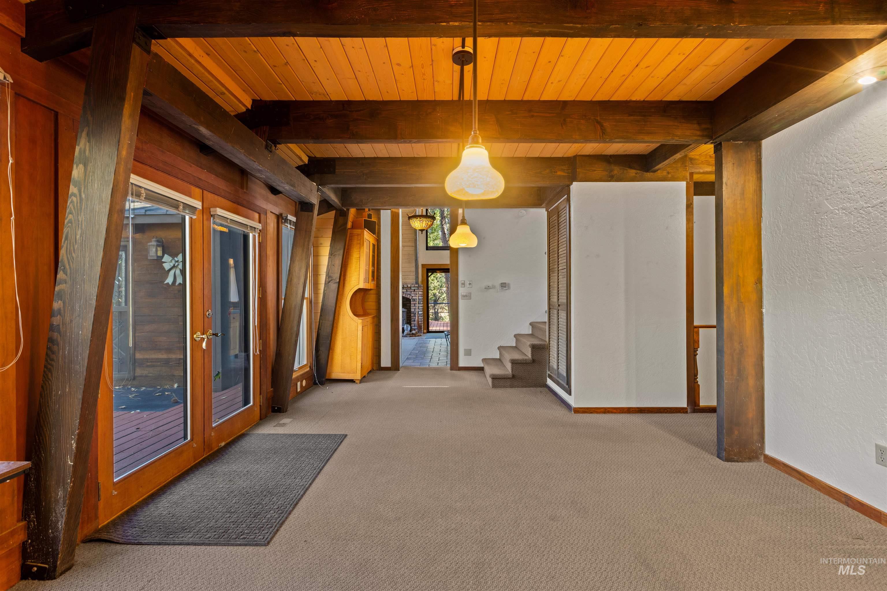 417 Rimview Drive, Boise, Idaho 83716, 3 Bedrooms, 3 Bathrooms, Residential For Sale, Price $950,000,MLS 99003863