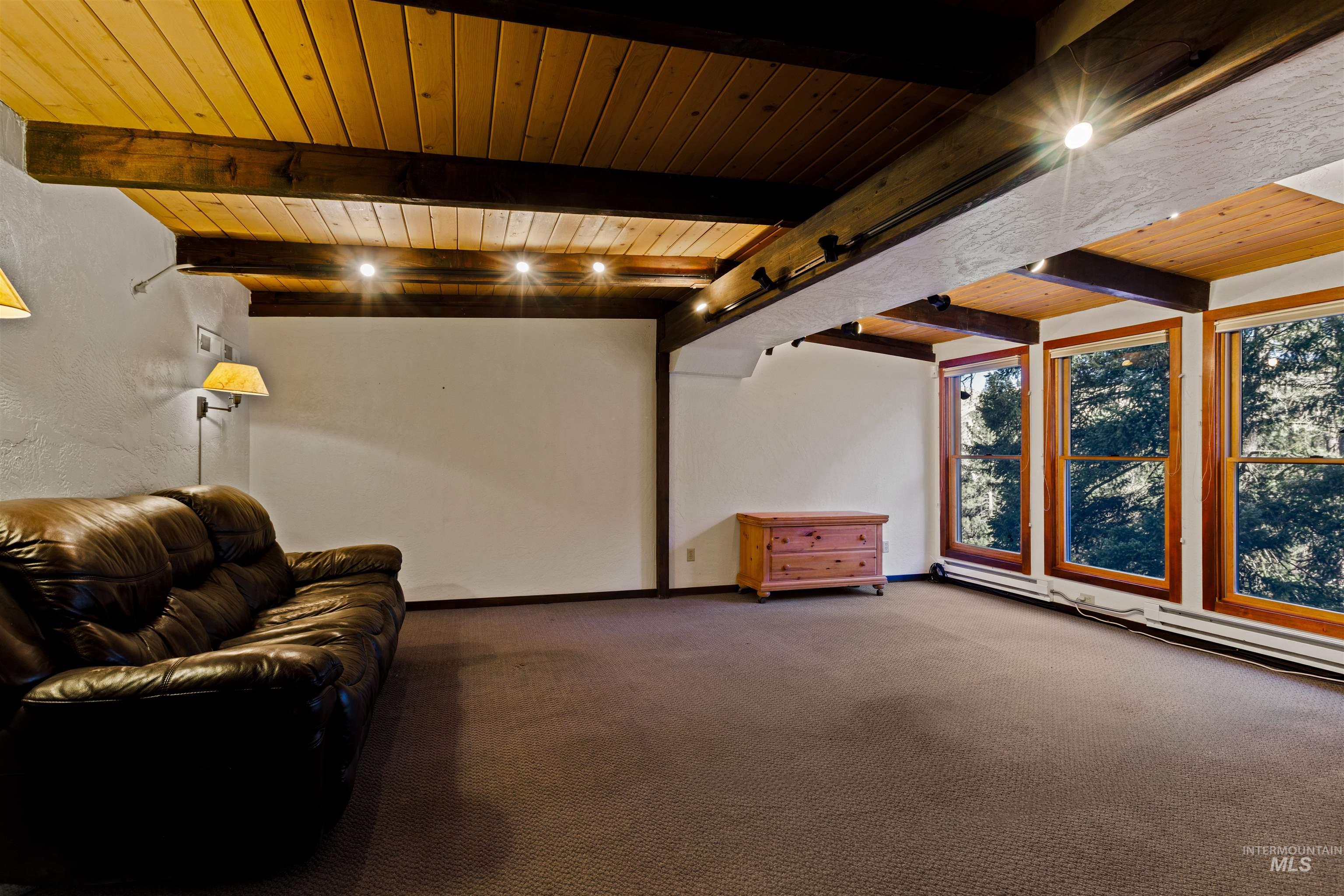 417 Rimview Drive, Boise, Idaho 83716, 3 Bedrooms, 3 Bathrooms, Residential For Sale, Price $950,000,MLS 99003863