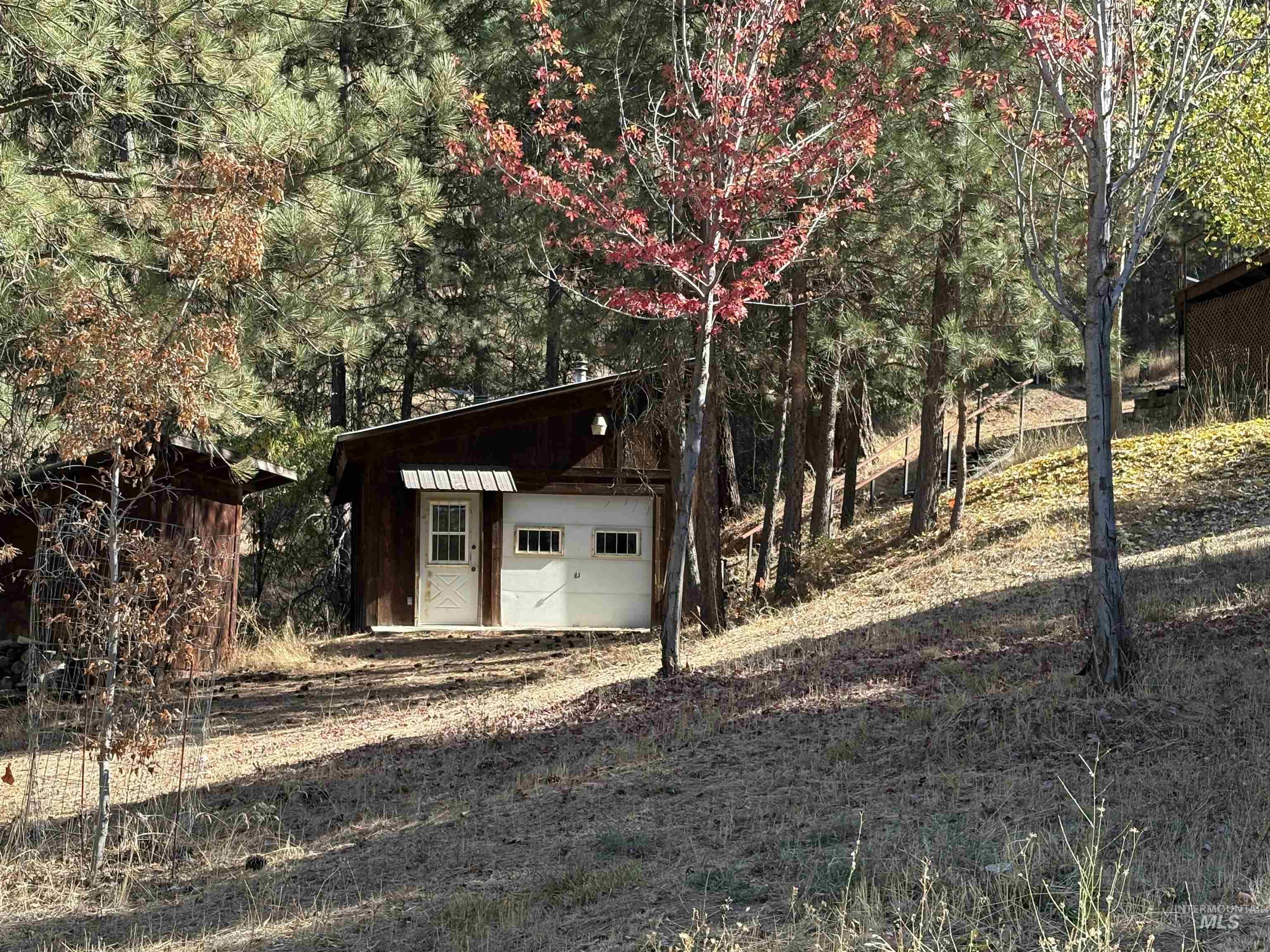 417 Rimview Drive, Boise, Idaho 83716, 3 Bedrooms, 3 Bathrooms, Residential For Sale, Price $950,000,MLS 99003863