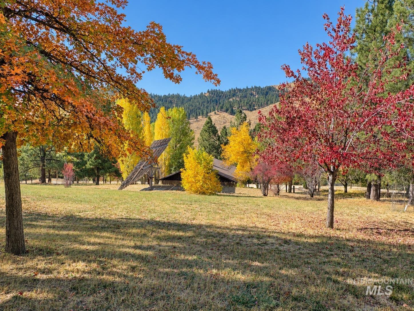 417 Rimview Drive, Boise, Idaho 83716, 3 Bedrooms, 3 Bathrooms, Residential For Sale, Price $950,000,MLS 99003863