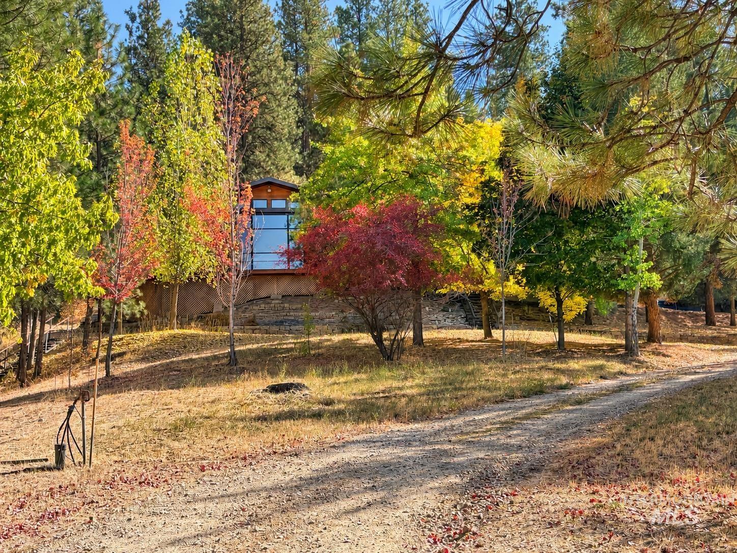417 Rimview Drive, Boise, Idaho 83716, 3 Bedrooms, 3 Bathrooms, Residential For Sale, Price $950,000,MLS 99003863