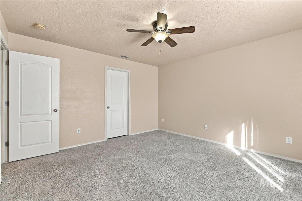 6952 S DEWBERRY, Boise, Idaho 83709, 3 Bedrooms, 2 Bathrooms, Residential For Sale, Price $375,000,MLS 99003865