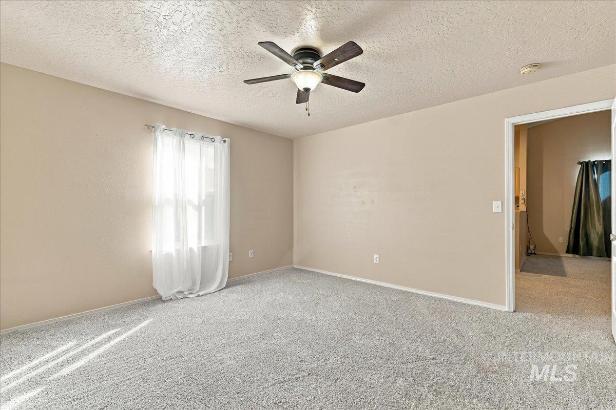 6952 S DEWBERRY, Boise, Idaho 83709, 3 Bedrooms, 2 Bathrooms, Residential For Sale, Price $375,000,MLS 99003865
