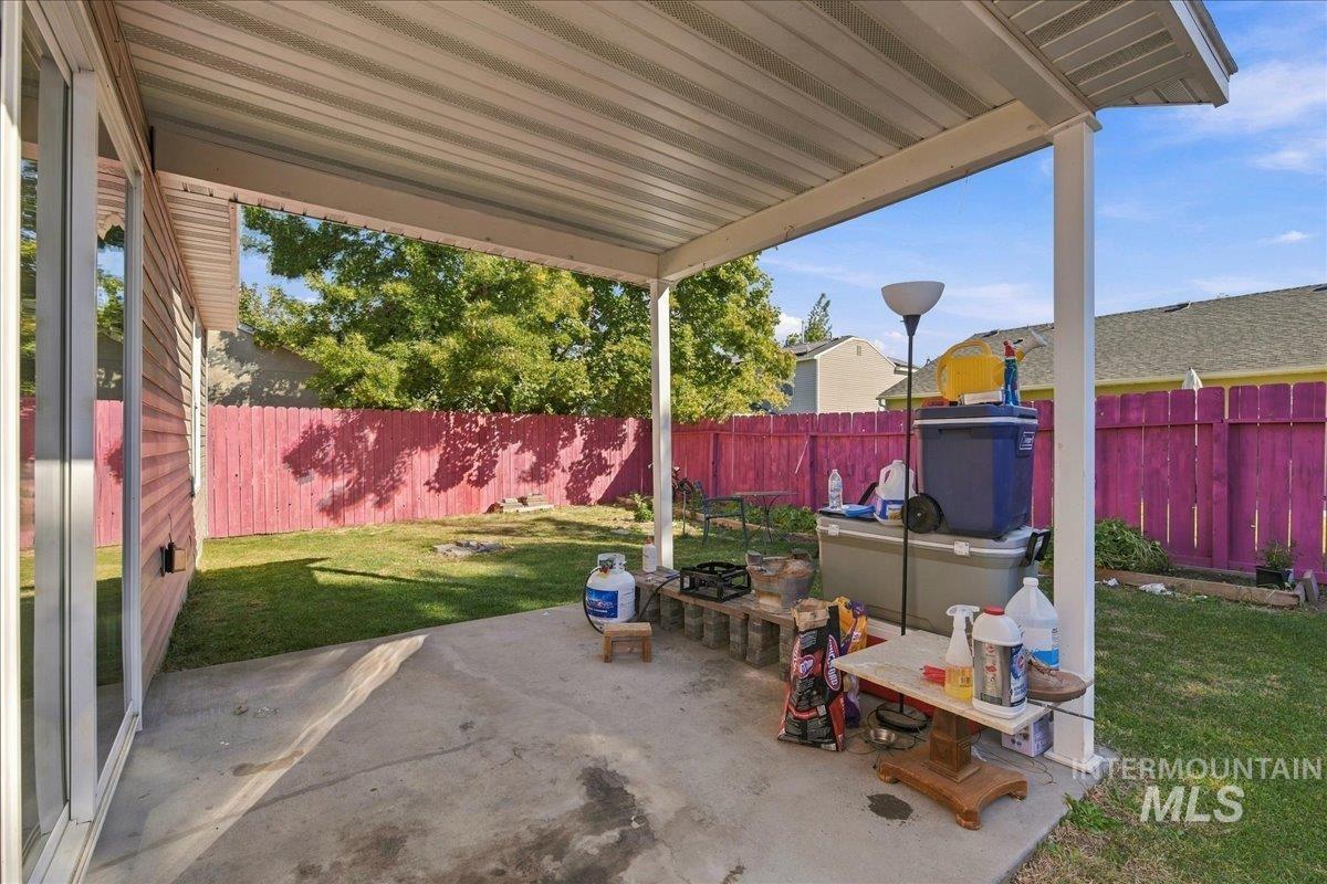 6952 S DEWBERRY, Boise, Idaho 83709, 3 Bedrooms, 2 Bathrooms, Residential For Sale, Price $375,000,MLS 99003865