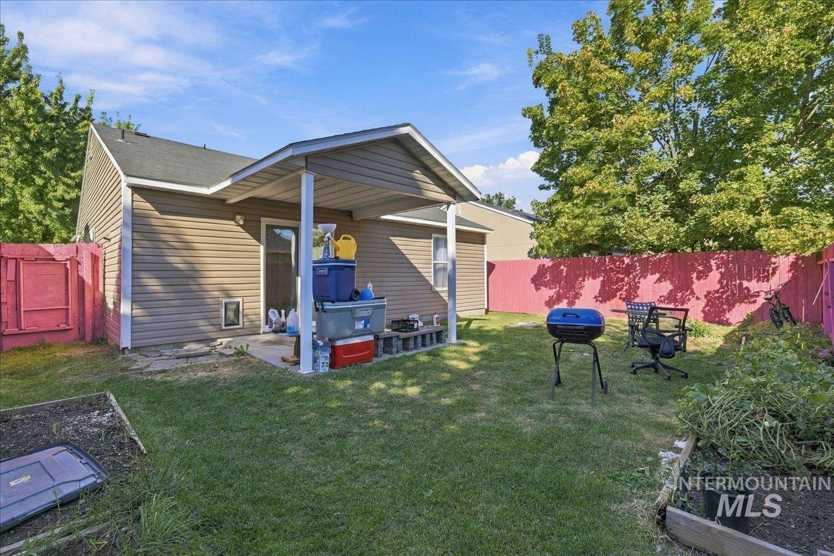 6952 S DEWBERRY, Boise, Idaho 83709, 3 Bedrooms, 2 Bathrooms, Residential For Sale, Price $375,000,MLS 99003865