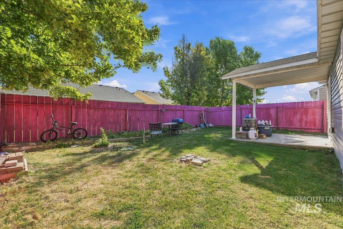 6952 S DEWBERRY, Boise, Idaho 83709, 3 Bedrooms, 2 Bathrooms, Residential For Sale, Price $375,000,MLS 99003865