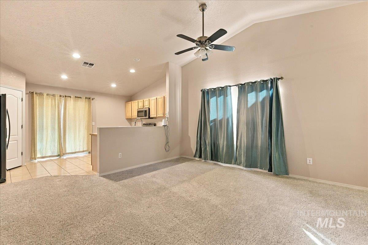 6952 S DEWBERRY, Boise, Idaho 83709, 3 Bedrooms, 2 Bathrooms, Residential For Sale, Price $375,000,MLS 99003865