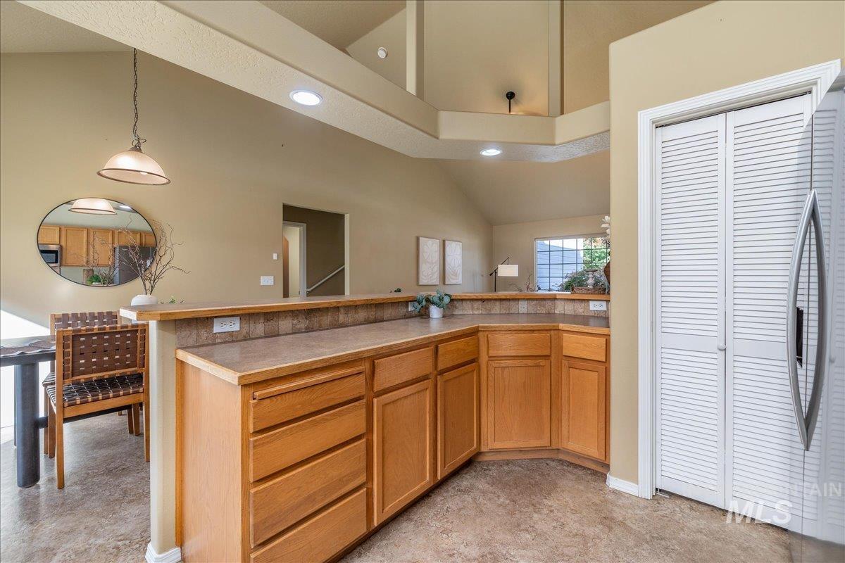 1825 W Blossom Ave, Nampa, Idaho 83651, 4 Bedrooms, 3 Bathrooms, Residential For Sale, Price $450,000, 99003867