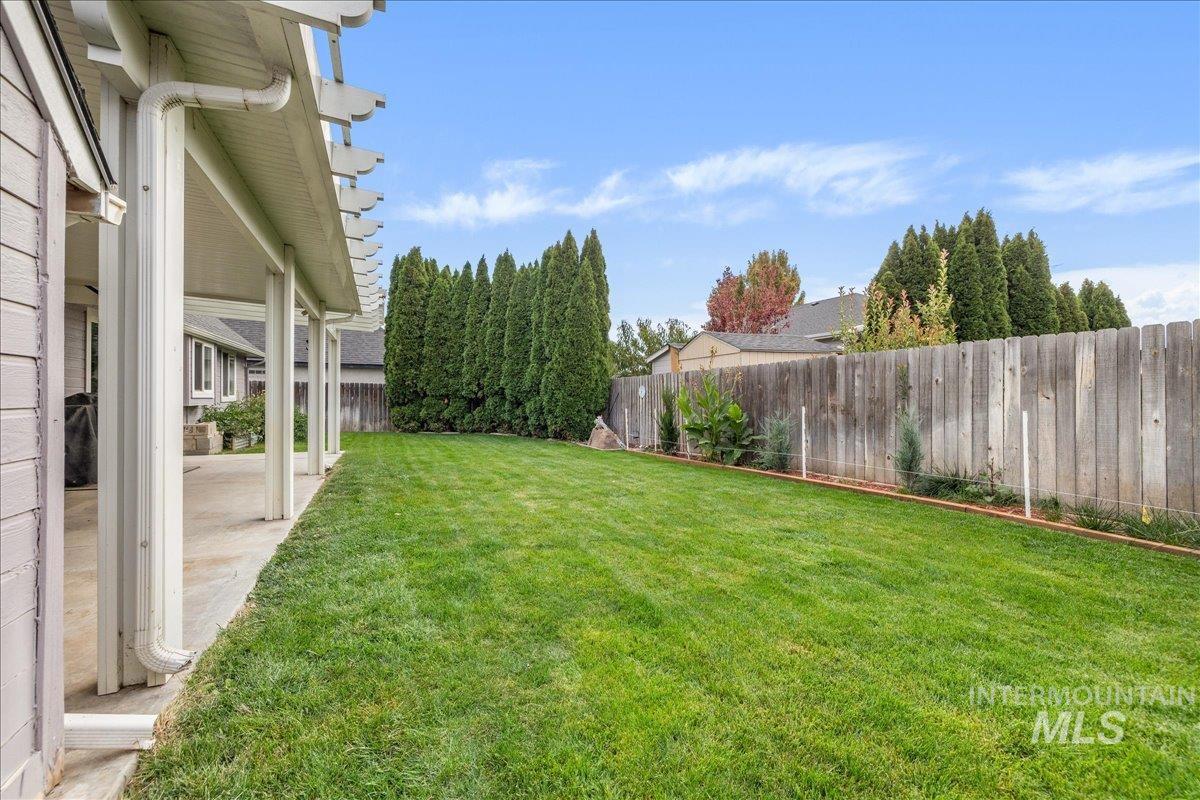 1825 W Blossom Ave, Nampa, Idaho 83651, 4 Bedrooms, 3 Bathrooms, Residential For Sale, Price $450,000, 99003867