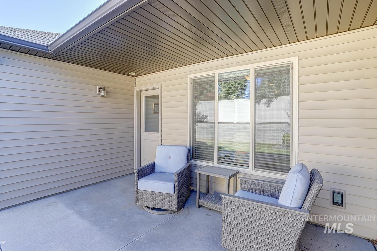 2260 E Ringneck St, Meridian, Idaho 83646, 2 Bedrooms, 2 Bathrooms, Residential For Sale, Price $410,000,MLS 99003869