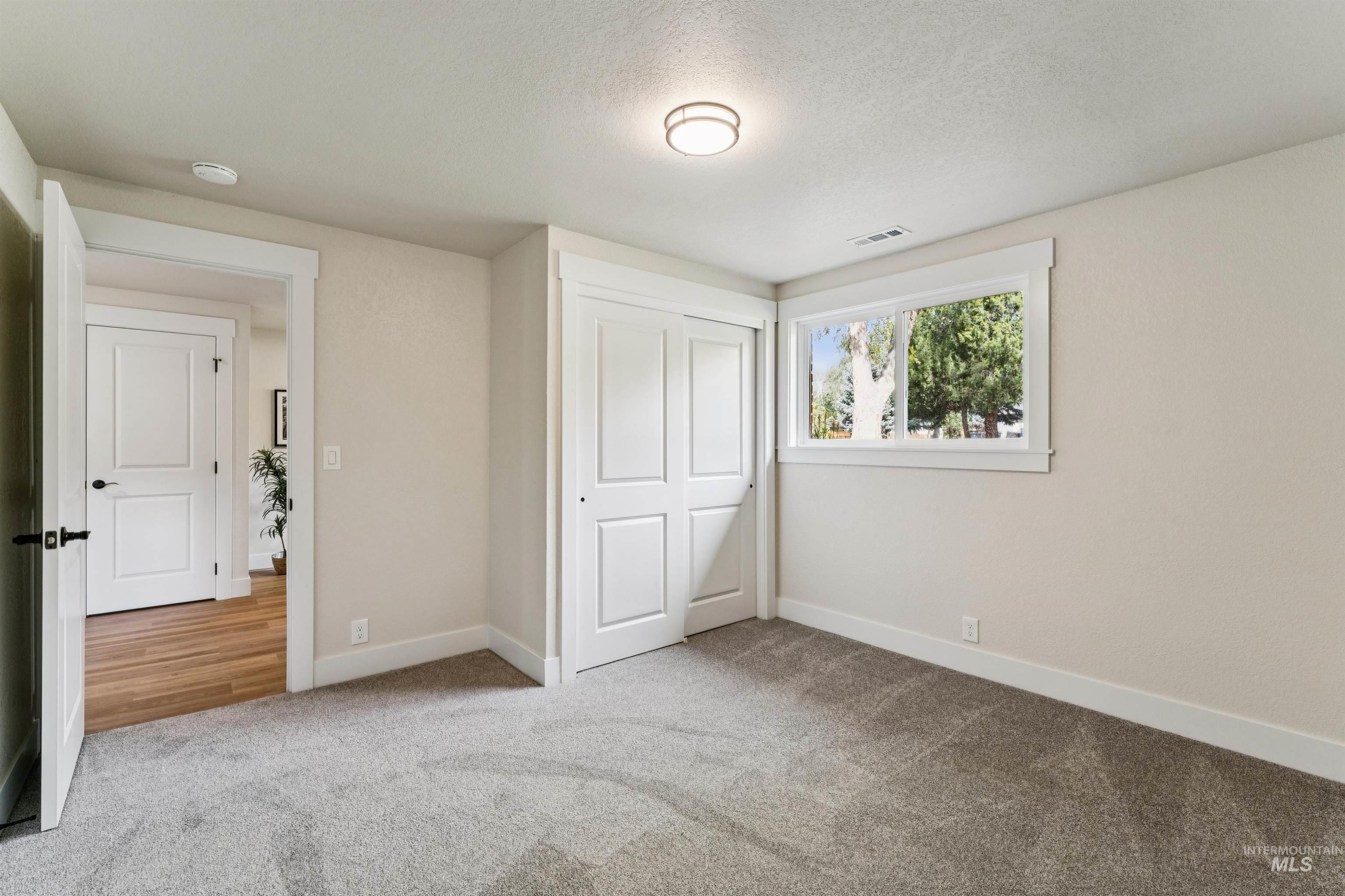 10435 W La Hontan Drive, Boise, Idaho 83709, 4 Bedrooms, 3 Bathrooms, Residential For Sale, Price $895,000,MLS 99003871