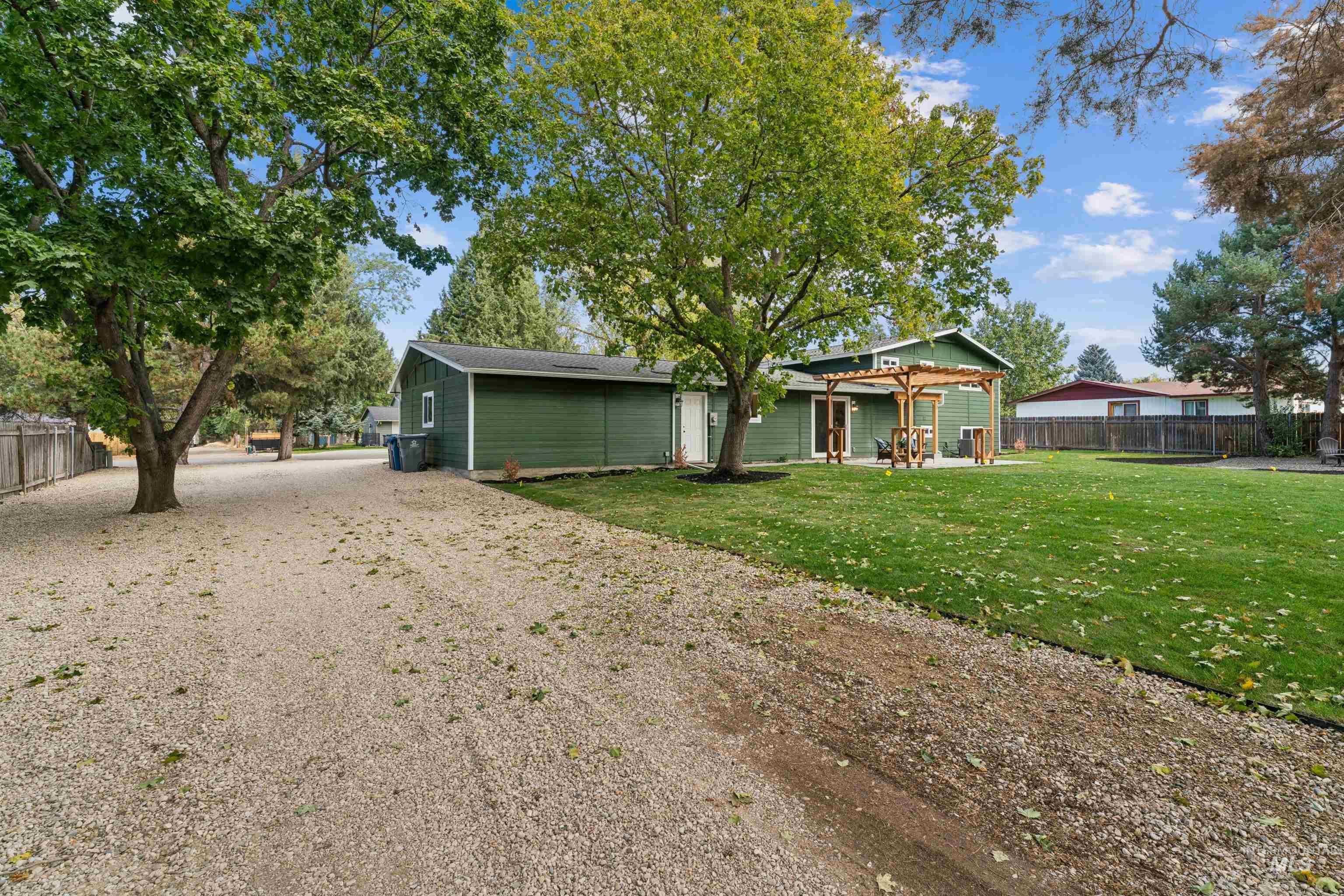 10435 W La Hontan Drive, Boise, Idaho 83709, 4 Bedrooms, 3 Bathrooms, Residential For Sale, Price $895,000,MLS 99003871