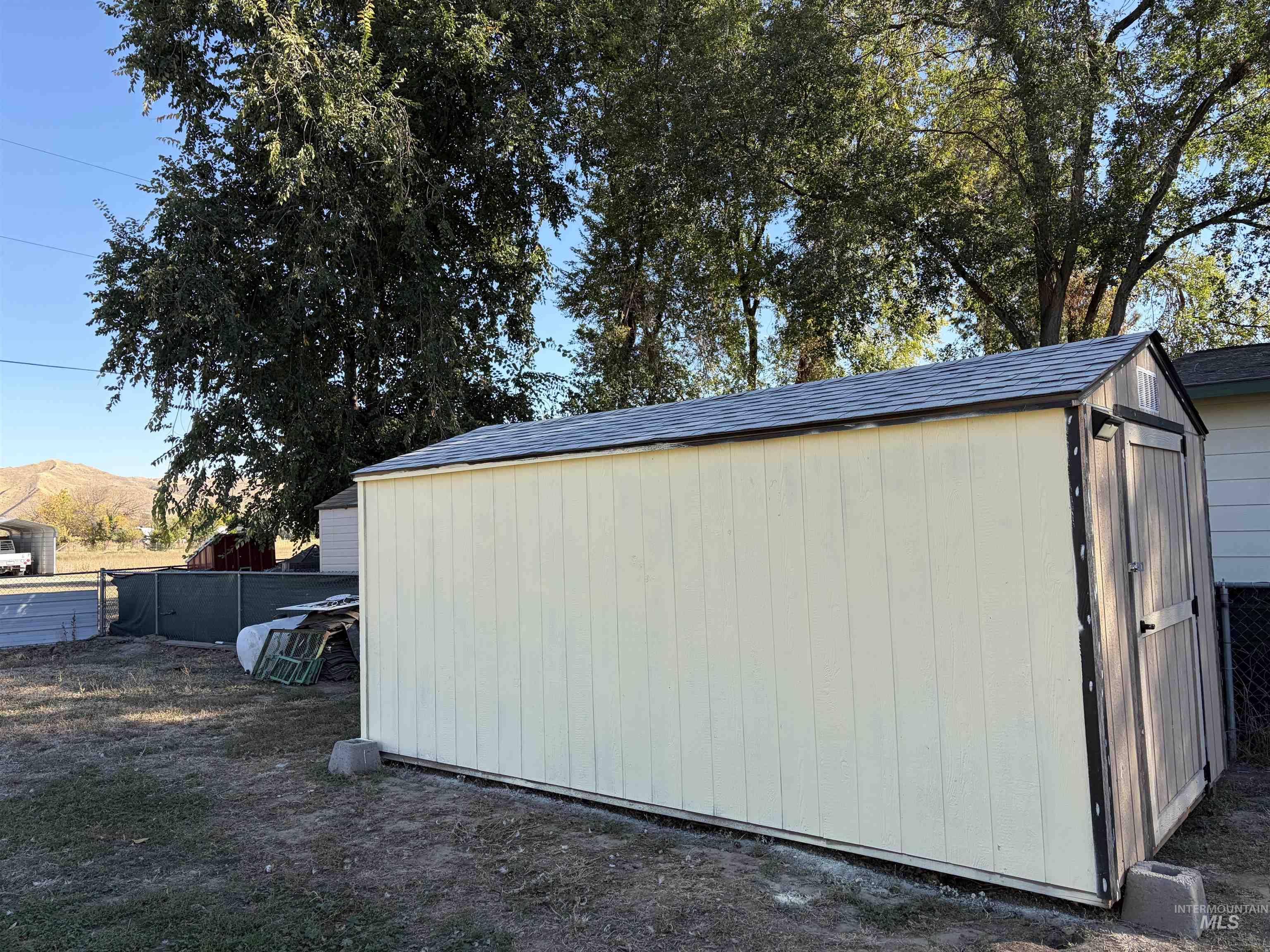 210 Erickson Ave, Emmett, Idaho 83617, 3 Bedrooms, 1 Bathroom, Residential For Sale, Price $310,000,MLS 99003873