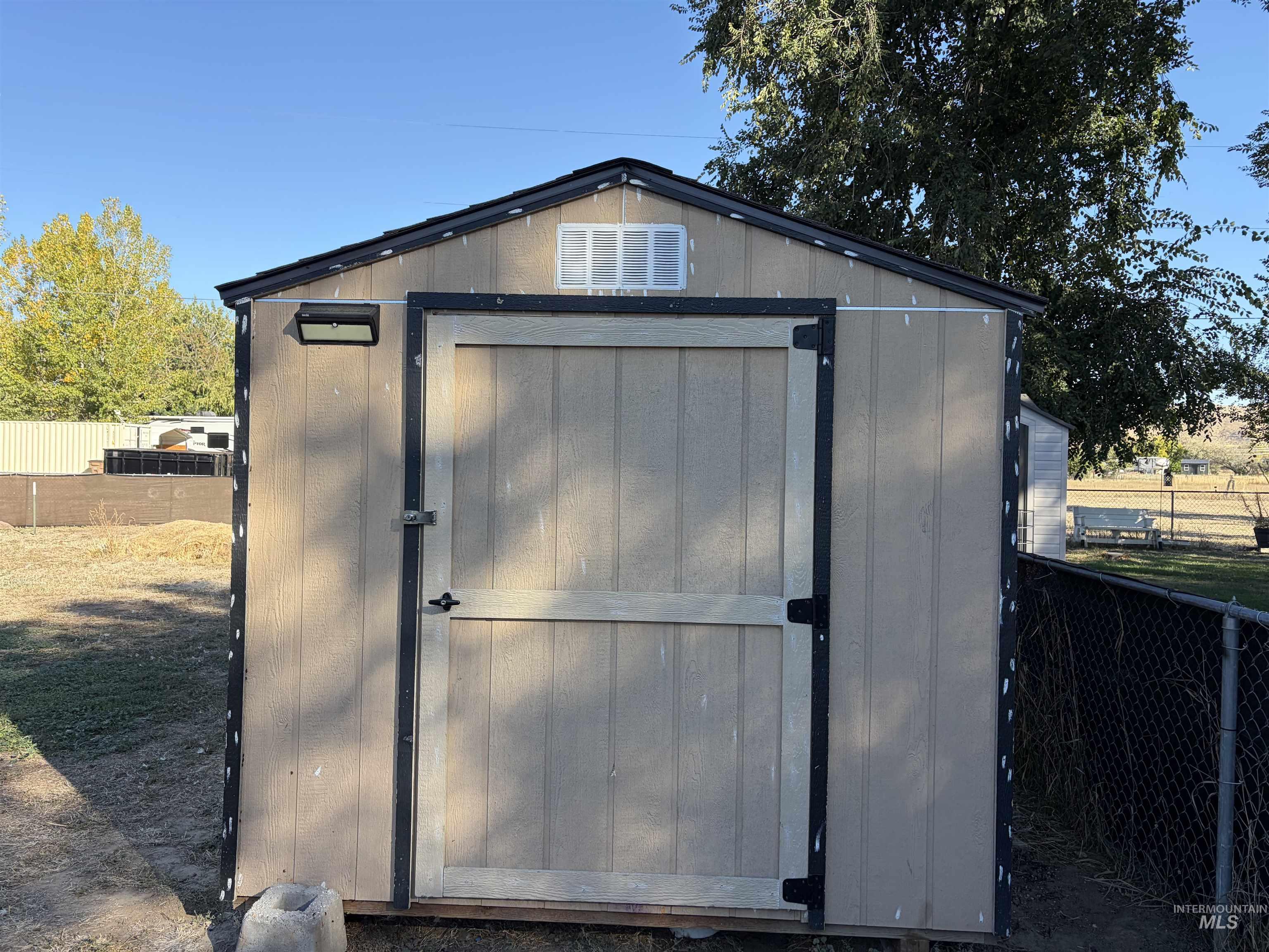210 Erickson Ave, Emmett, Idaho 83617, 3 Bedrooms, 1 Bathroom, Residential For Sale, Price $310,000,MLS 99003873