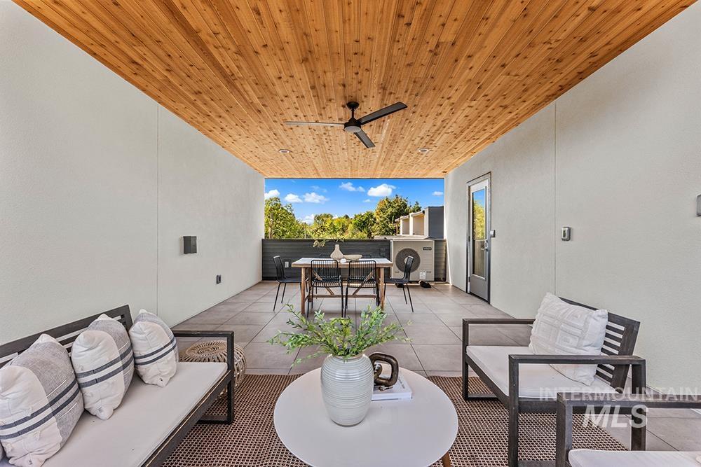3315 W Forsythia Dr, Boise, Idaho 83703, 3 Bedrooms, 2.5 Bathrooms, Residential For Sale, Price $649,900, 99003877