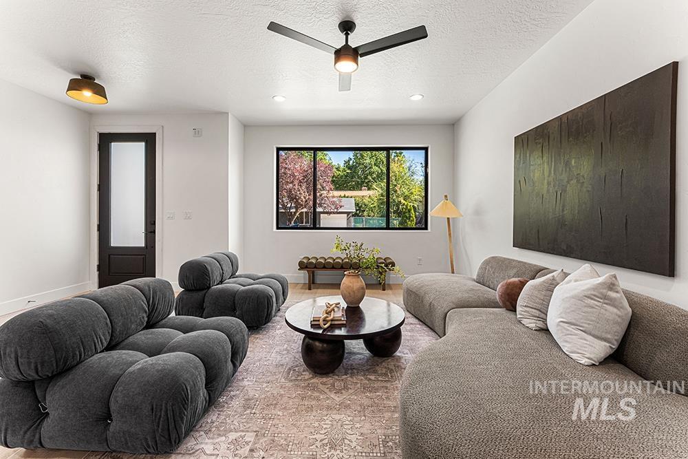 3315 W Forsythia Dr, Boise, Idaho 83703, 3 Bedrooms, 2.5 Bathrooms, Residential For Sale, Price $649,900, 99003877