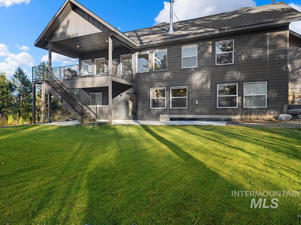 13151 Hawks Bay Rd, Donnelly, Idaho 83615, 5 Bedrooms, 3 Bathrooms, Residential For Sale, Price $1,350,000,MLS 99003881