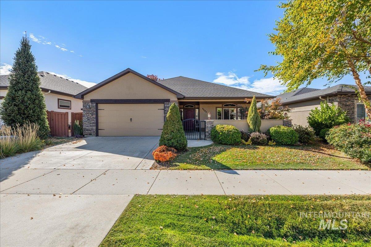 9683 W Wildbranch Dr, Star, Idaho 83669, 3 Bedrooms, 2 Bathrooms, Residential For Sale, Price $574,900,MLS 99003884