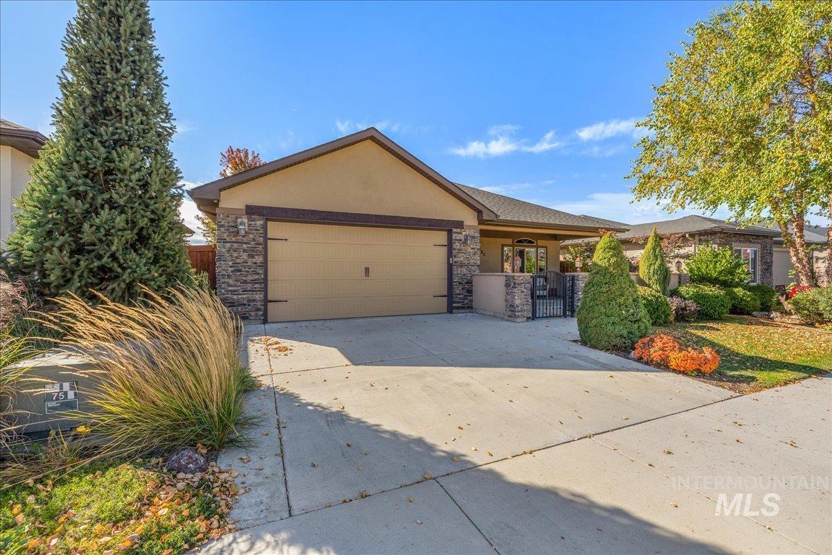 9683 W Wildbranch Dr, Star, Idaho 83669, 3 Bedrooms, 2 Bathrooms, Residential For Sale, Price $574,900,MLS 99003884