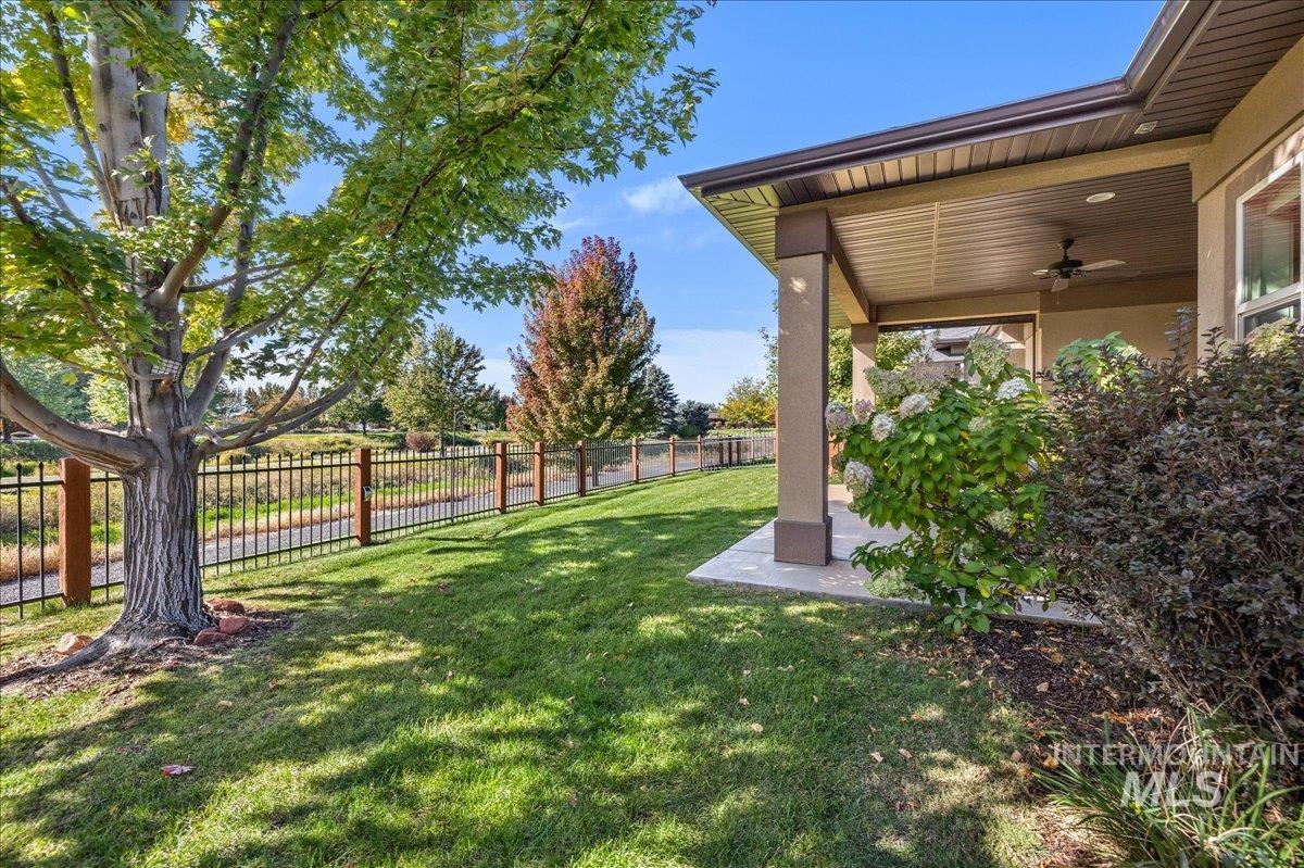 9683 W Wildbranch Dr, Star, Idaho 83669, 3 Bedrooms, 2 Bathrooms, Residential For Sale, Price $574,900,MLS 99003884