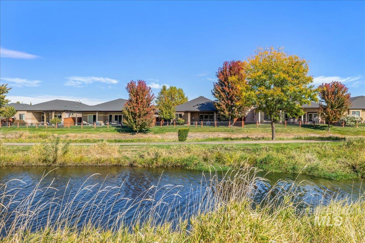 9683 W Wildbranch Dr, Star, Idaho 83669, 3 Bedrooms, 2 Bathrooms, Residential For Sale, Price $574,900,MLS 99003884