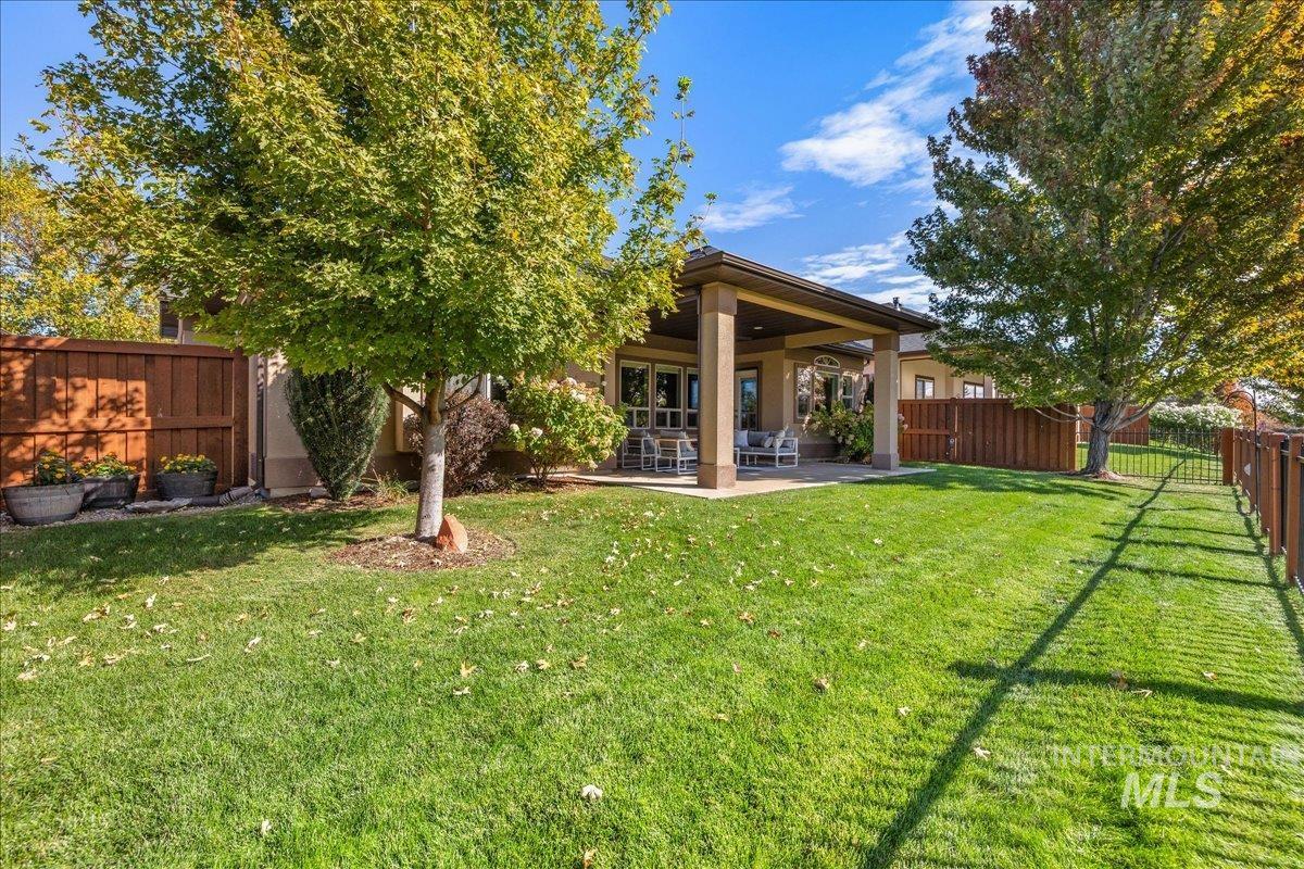 9683 W Wildbranch Dr, Star, Idaho 83669, 3 Bedrooms, 2 Bathrooms, Residential For Sale, Price $574,900,MLS 99003884