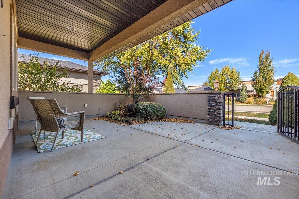 9683 W Wildbranch Dr, Star, Idaho 83669, 3 Bedrooms, 2 Bathrooms, Residential For Sale, Price $574,900,MLS 99003884