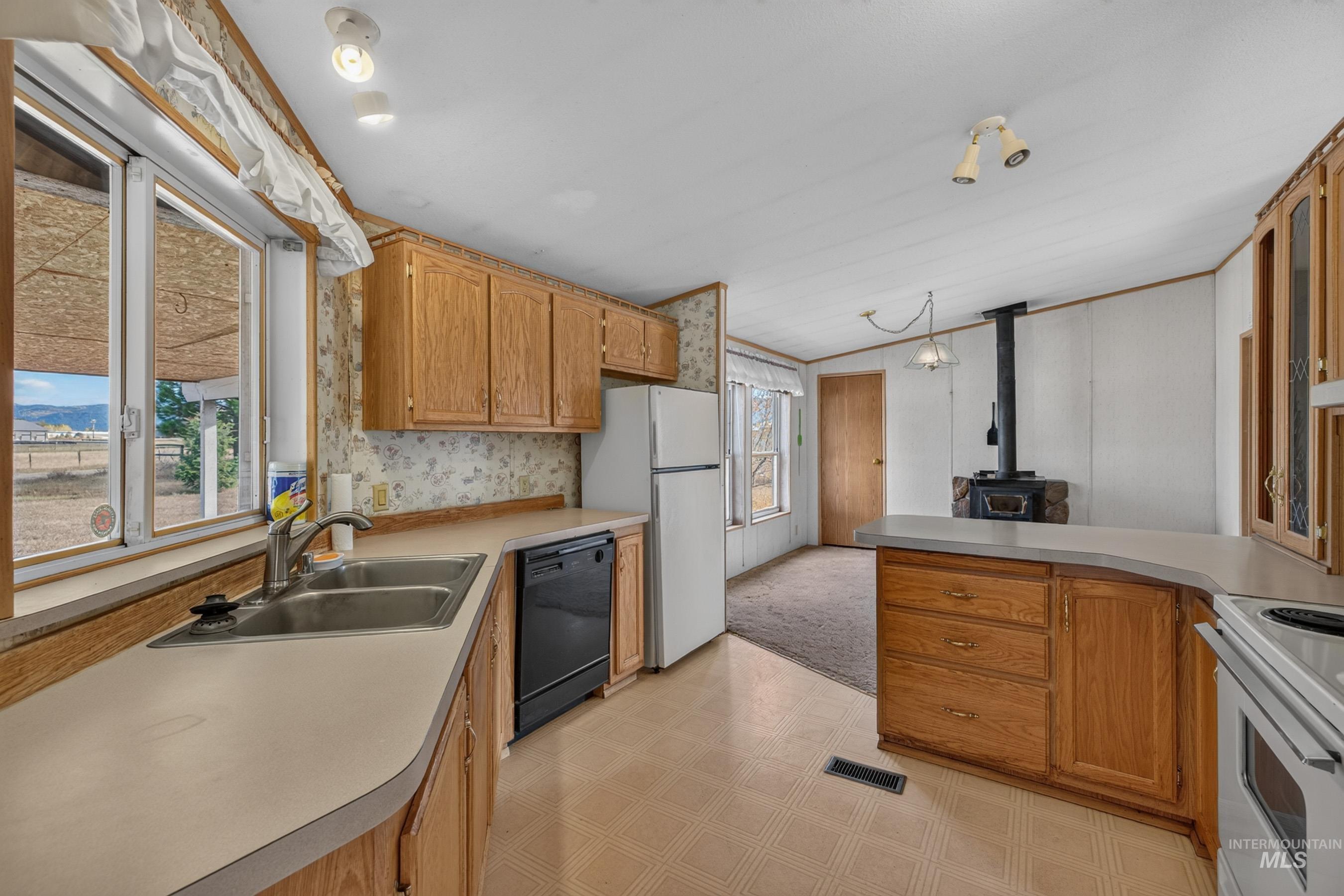 23 Garden Lane, McCall, Idaho 83638, 3 Bedrooms, 2 Bathrooms, Residential For Sale, Price $499,000, 99003889