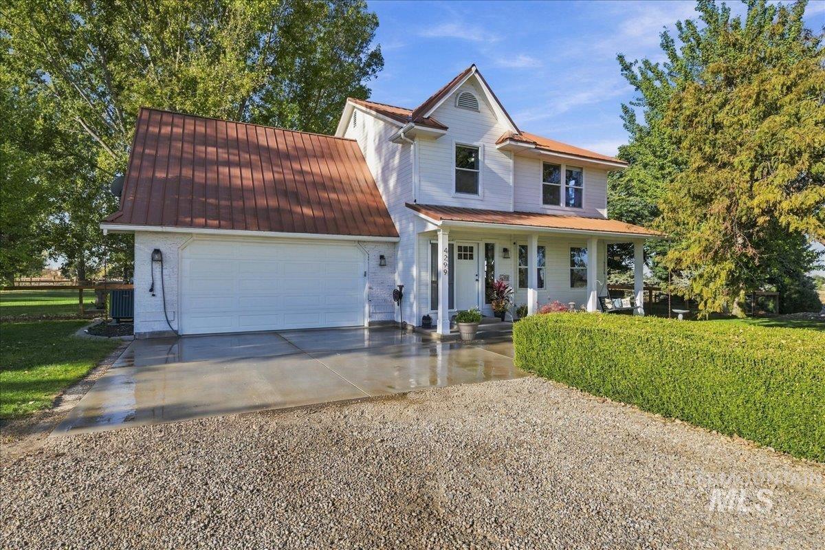 4299 W Abergheny Ln, Meridian, Idaho 83642, 3 Bedrooms, 2.5 Bathrooms, Residential For Sale, Price $835,000,MLS 99003894