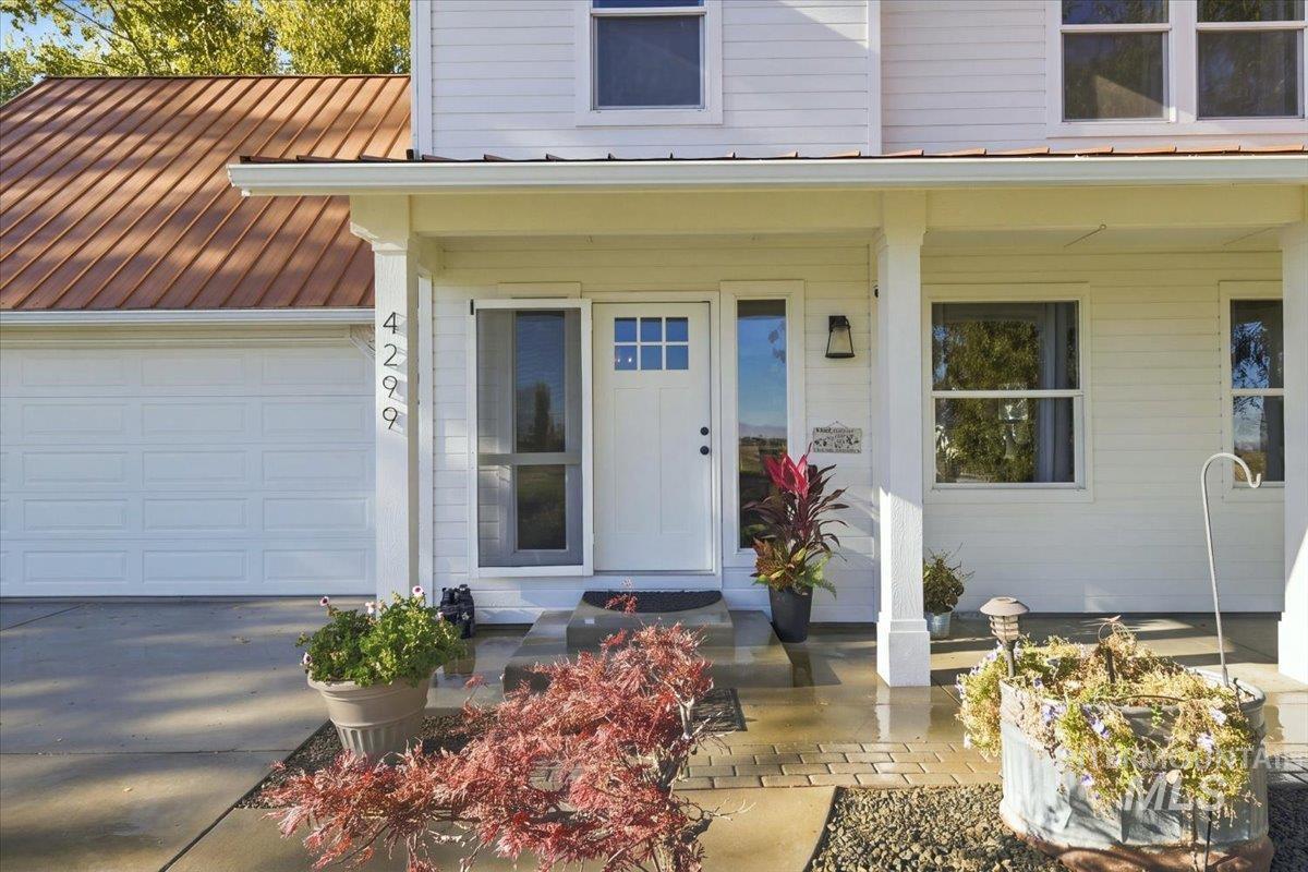 4299 W Abergheny Ln, Meridian, Idaho 83642, 3 Bedrooms, 2.5 Bathrooms, Residential For Sale, Price $835,000,MLS 99003894