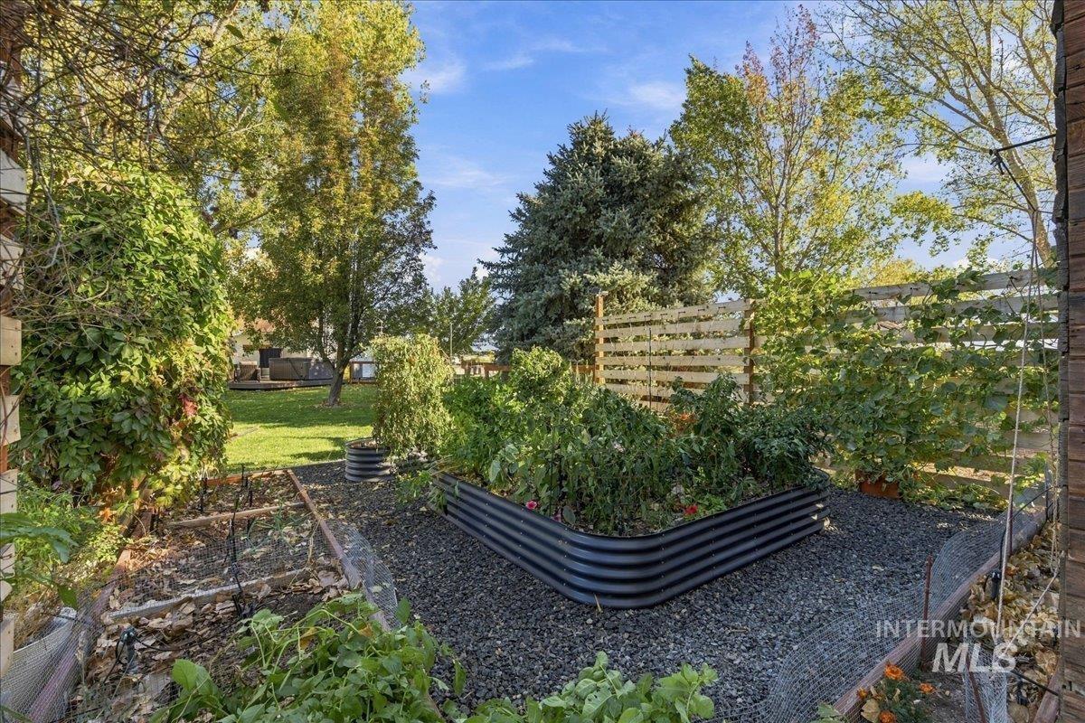4299 W Abergheny Ln, Meridian, Idaho 83642, 3 Bedrooms, 2.5 Bathrooms, Residential For Sale, Price $835,000,MLS 99003894
