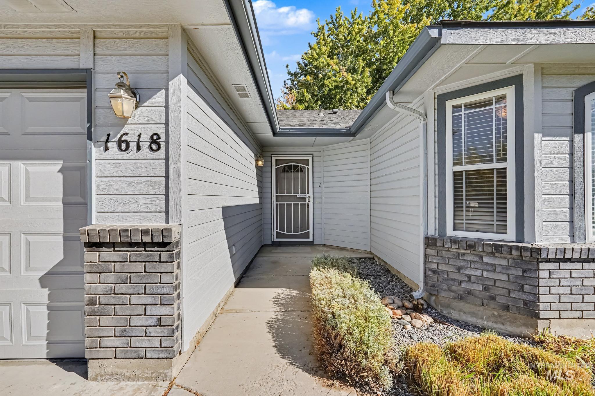 1618 N Kolnes Ave, Kuna, Idaho 83634, 3 Bedrooms, 2 Bathrooms, Residential For Sale, Price $369,900,MLS 99003896