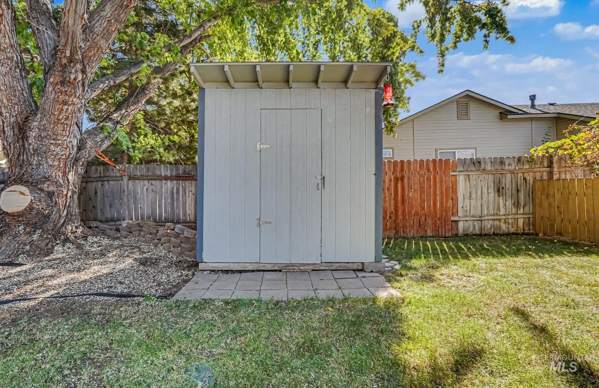 1618 N Kolnes Ave, Kuna, Idaho 83634, 3 Bedrooms, 2 Bathrooms, Residential For Sale, Price $369,900,MLS 99003896