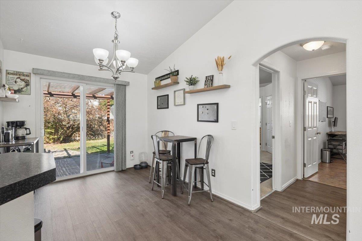 8374 W Falling Star St., Boise, Idaho 83709, 3 Bedrooms, 2 Bathrooms, Residential For Sale, Price $419,900,MLS 99003897