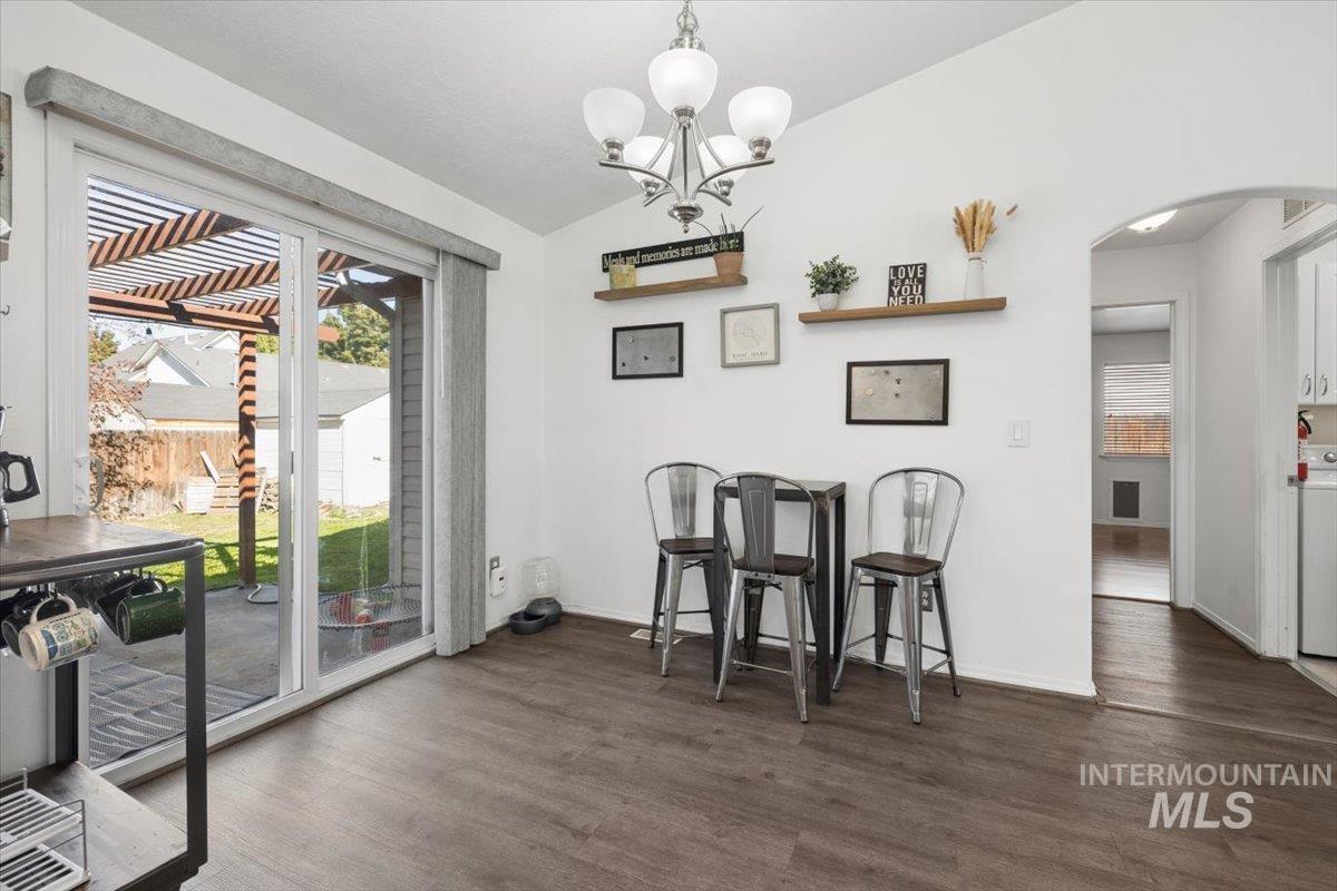 8374 W Falling Star St., Boise, Idaho 83709, 3 Bedrooms, 2 Bathrooms, Residential For Sale, Price $419,900,MLS 99003897