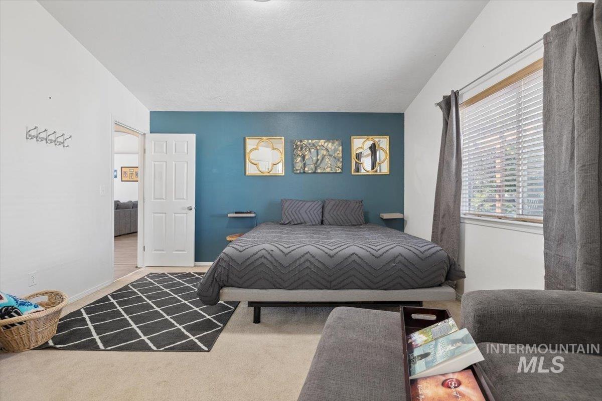 8374 W Falling Star St., Boise, Idaho 83709, 3 Bedrooms, 2 Bathrooms, Residential For Sale, Price $419,900,MLS 99003897
