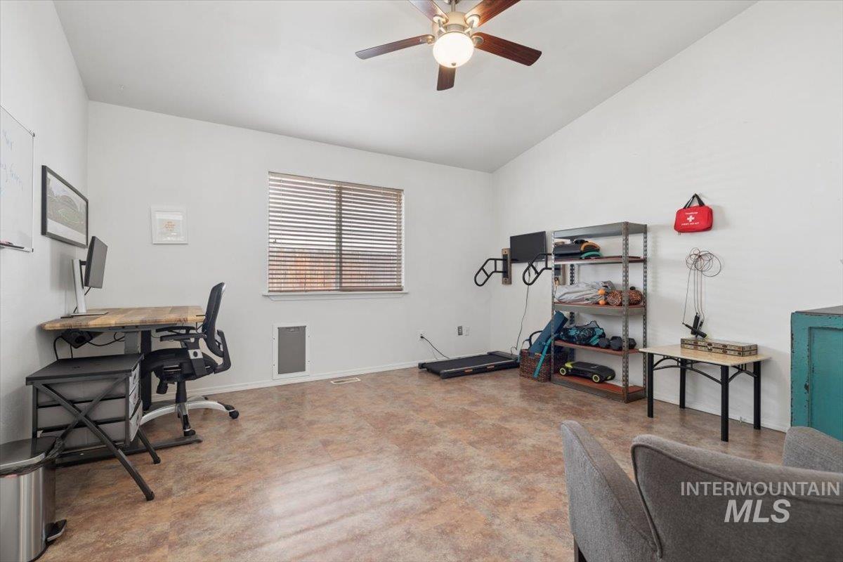 8374 W Falling Star St., Boise, Idaho 83709, 3 Bedrooms, 2 Bathrooms, Residential For Sale, Price $419,900,MLS 99003897