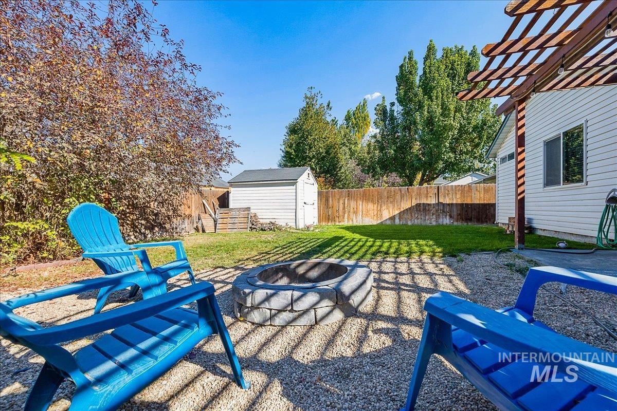 8374 W Falling Star St., Boise, Idaho 83709, 3 Bedrooms, 2 Bathrooms, Residential For Sale, Price $419,900,MLS 99003897